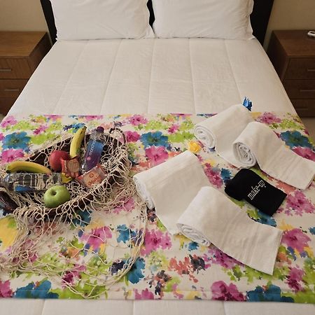 Lc'S Guesthouse Lagos Ngoại thất bức ảnh
